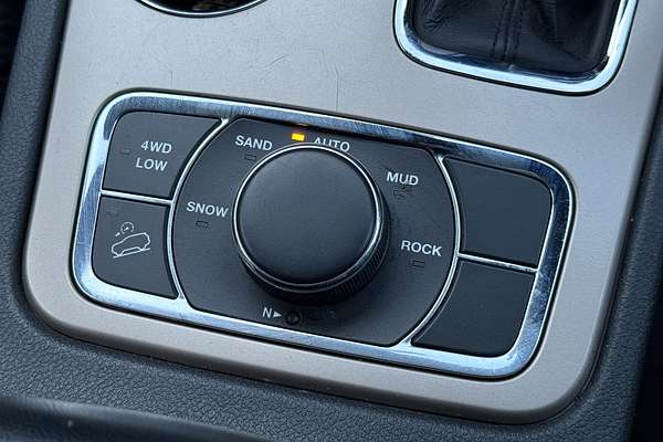 2016 Jeep Grand Cherokee 75th Anniversary WK