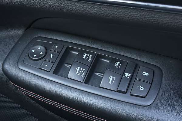 2016 Jeep Grand Cherokee 75th Anniversary WK