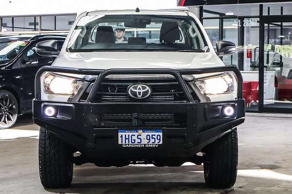 2021 Toyota Hilux SR GUN126R 4X4