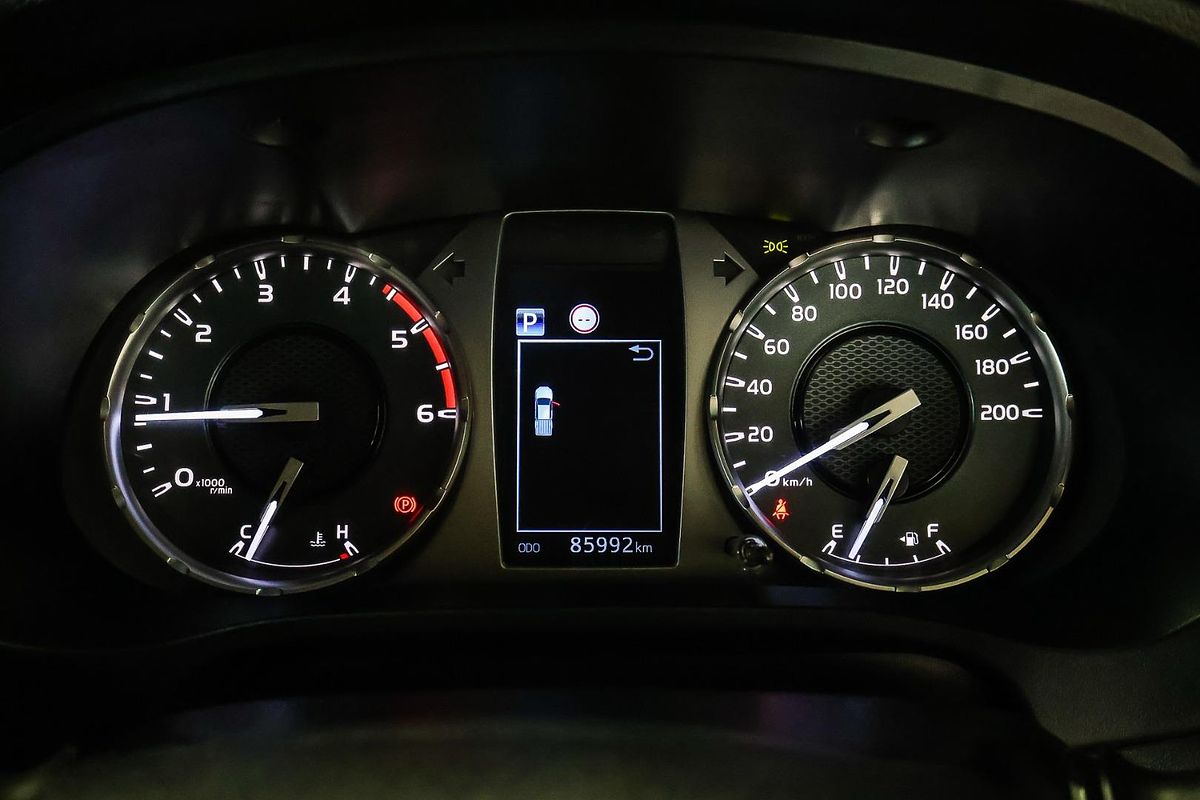 2021 Toyota Hilux SR GUN126R 4X4