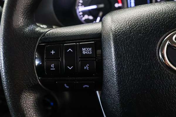 2021 Toyota Hilux SR GUN126R 4X4