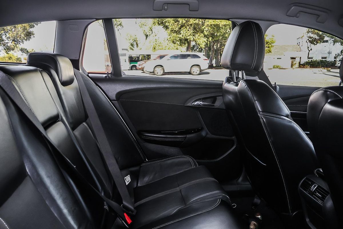 2015 Holden Commodore SS V Redline VF