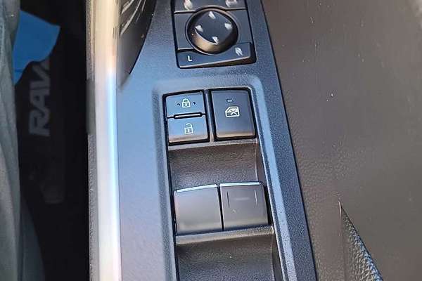 2020 Toyota RAV4 GXL AXAH54R