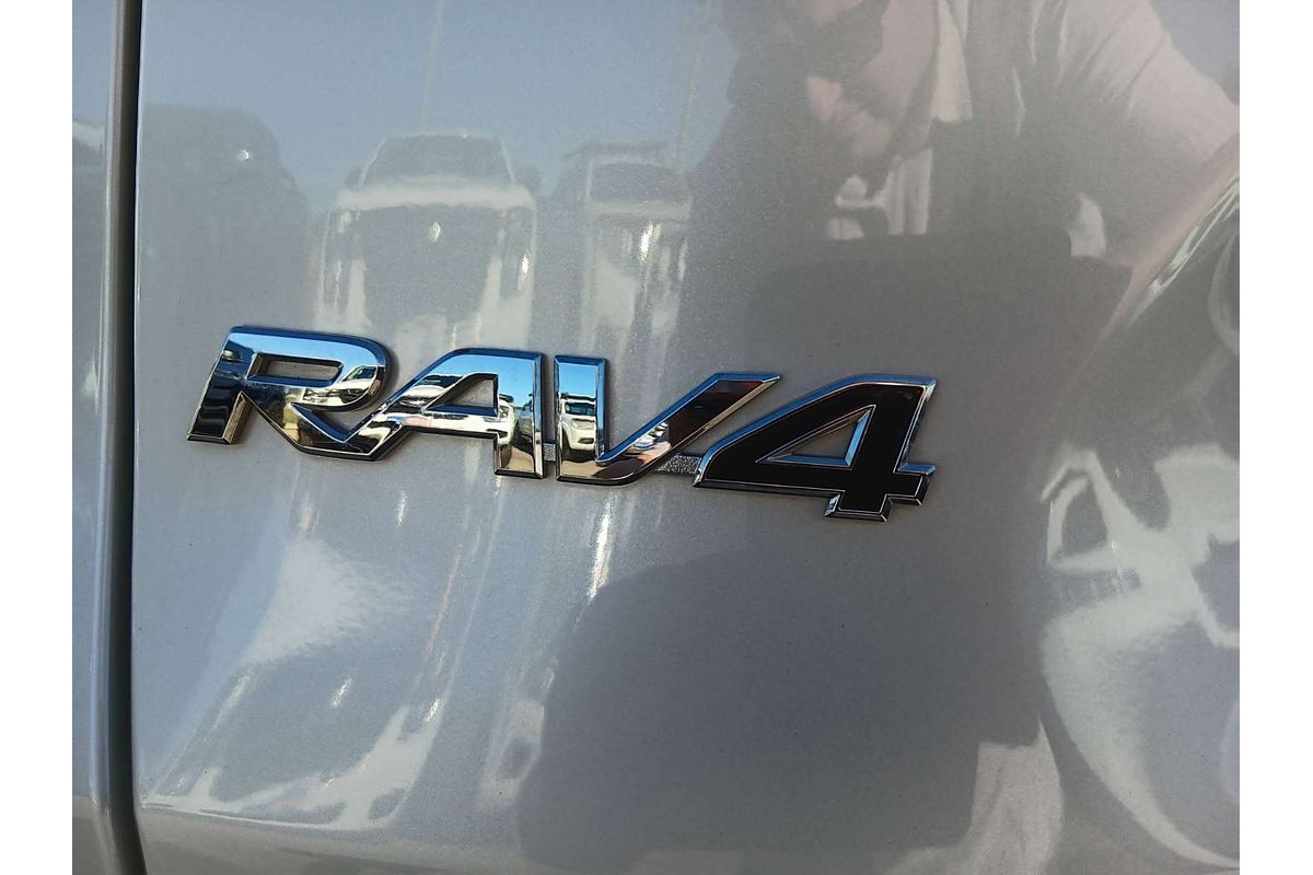2020 Toyota RAV4 GXL AXAH54R