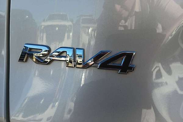2020 Toyota RAV4 GXL AXAH54R