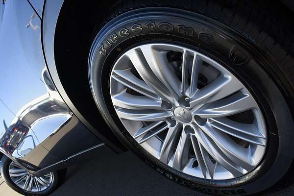 2023 Mitsubishi Outlander ES ZM