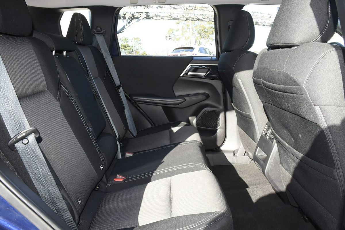 2023 Mitsubishi Outlander ES ZM