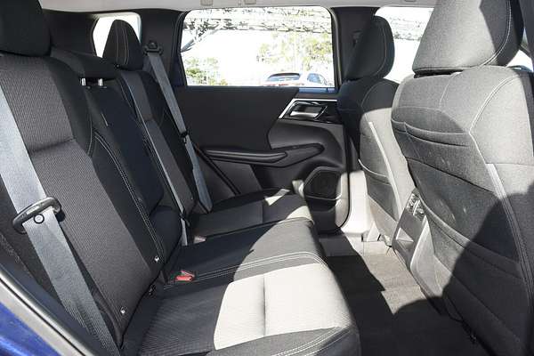 2023 Mitsubishi Outlander ES ZM