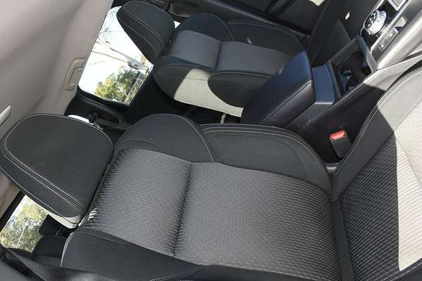 2023 Mitsubishi Outlander ES ZM