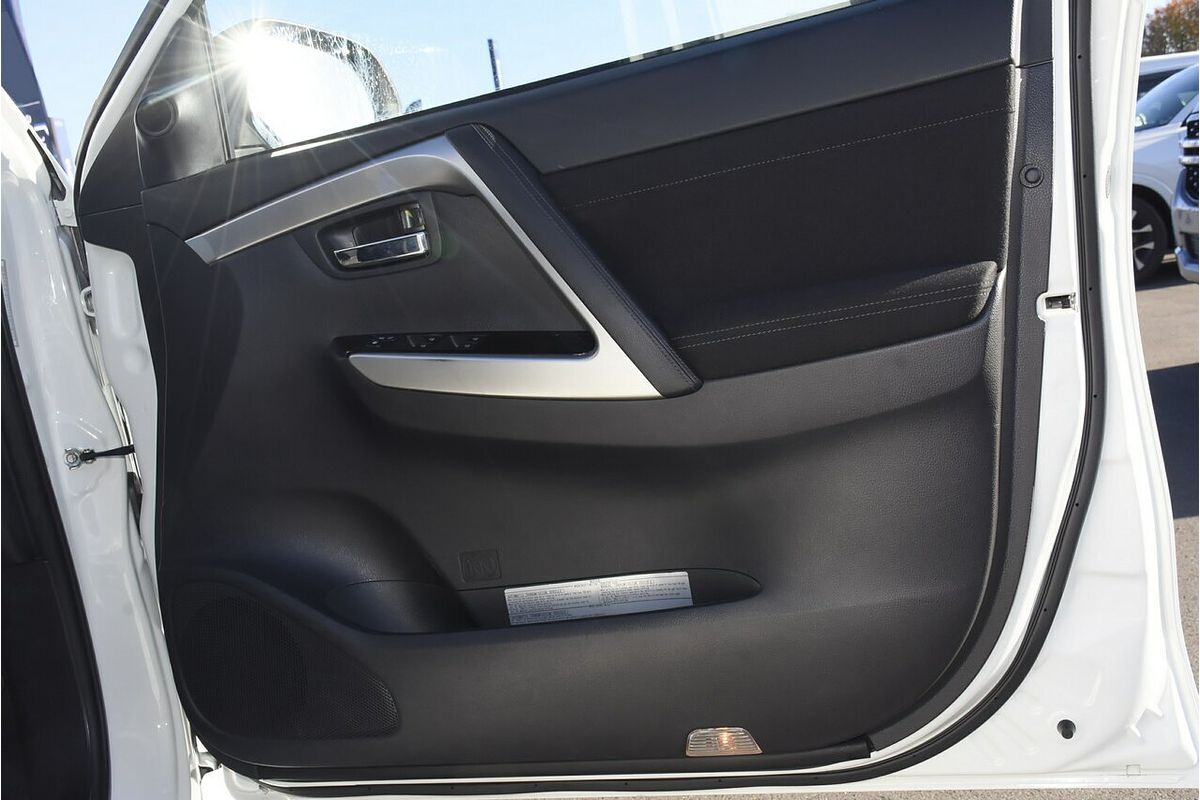 2023 Mitsubishi Pajero Sport GLS QF