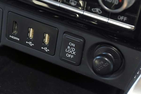2023 Mitsubishi Pajero Sport GLS QF