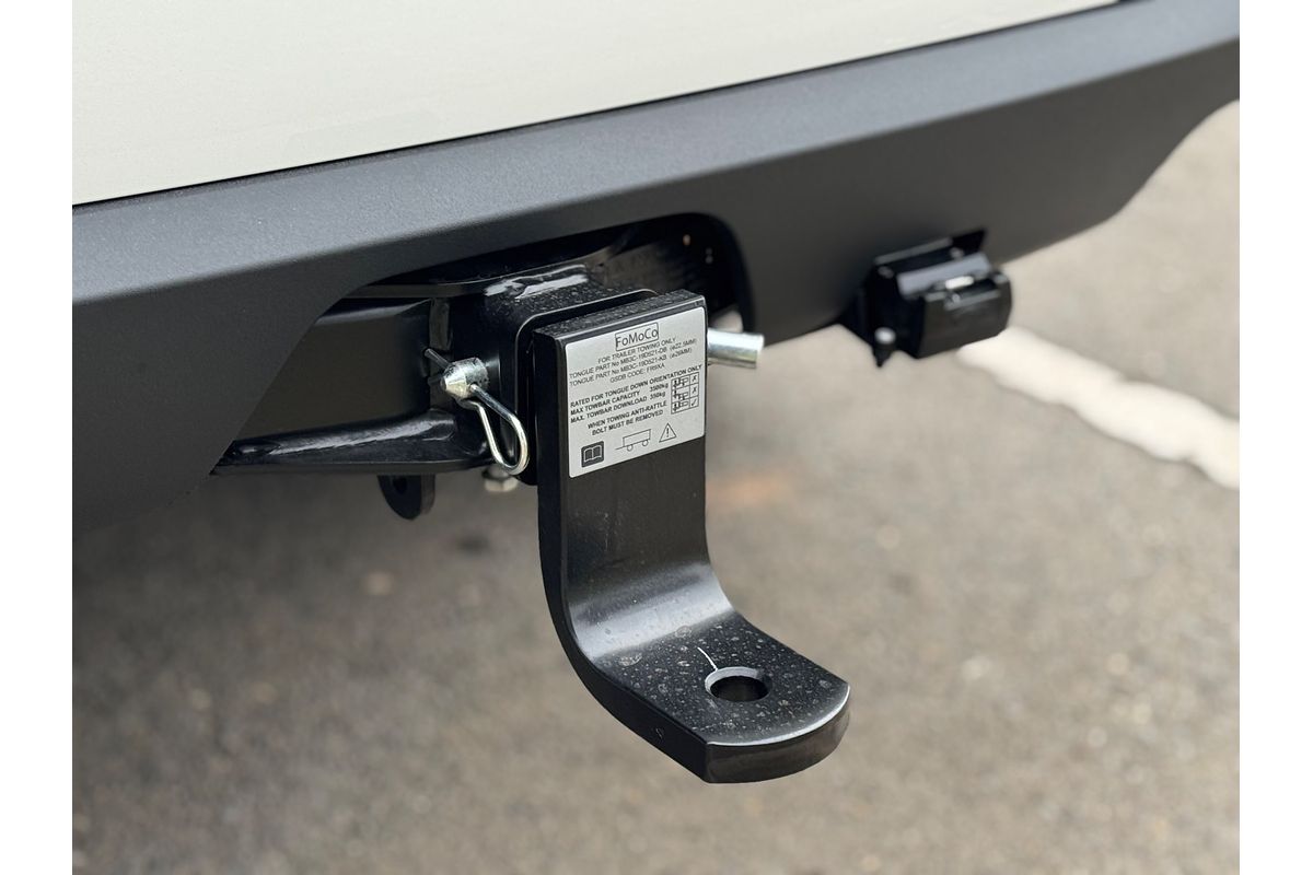 2025 Ford Everest Ambiente 2.0L