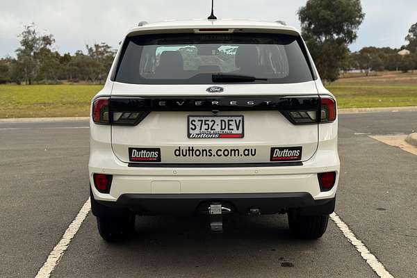 2025 Ford Everest Ambiente 2.0L