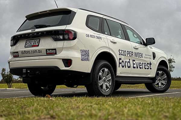2025 Ford Everest Ambiente 2.0L