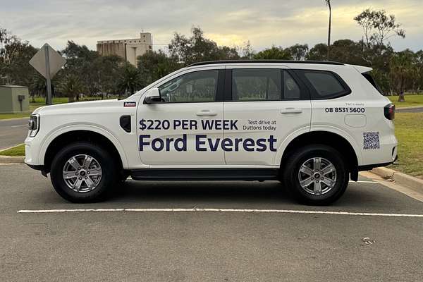 2025 Ford Everest Ambiente 2.0L