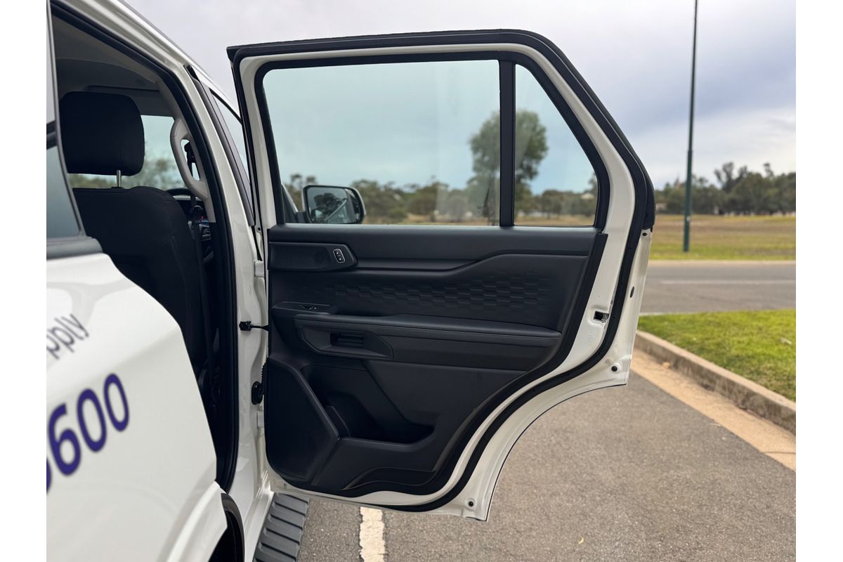 2025 Ford Everest Ambiente 2.0L