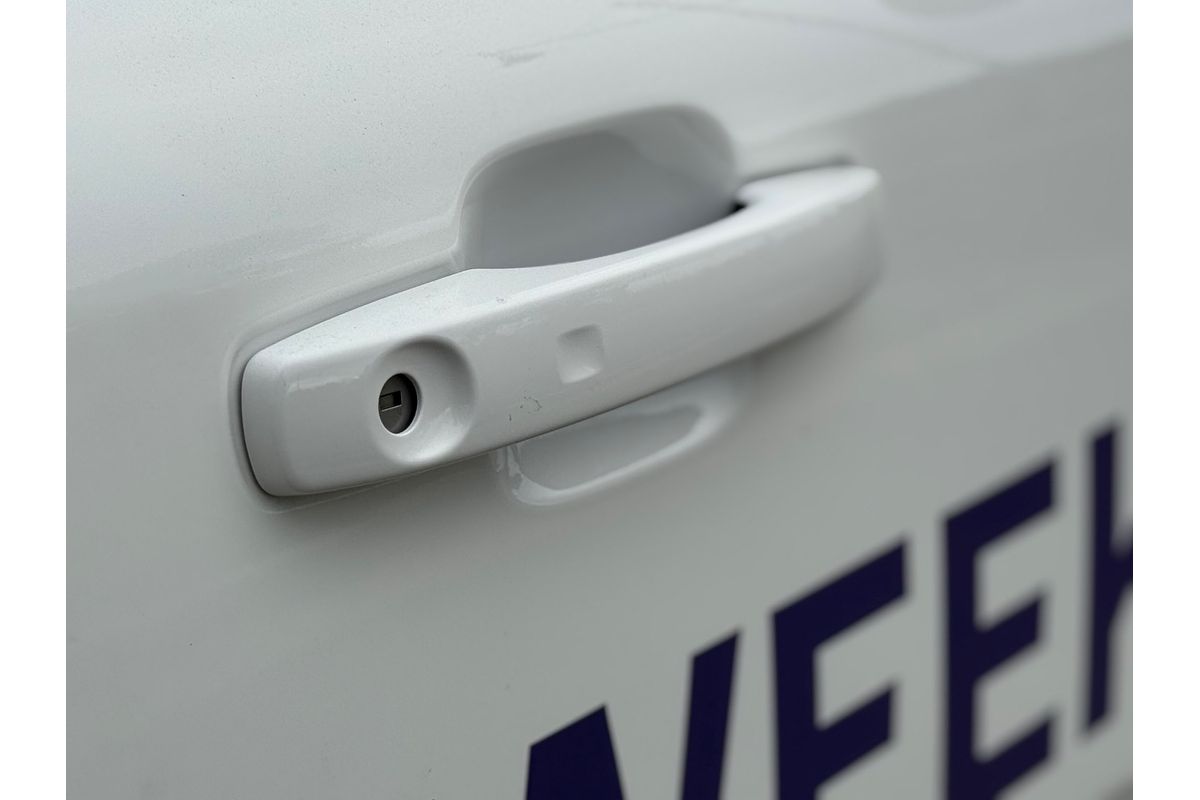 2025 Ford Everest Ambiente 2.0L