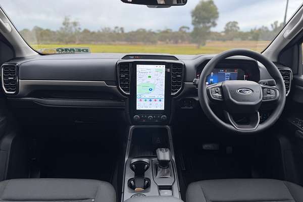 2025 Ford Everest Ambiente 2.0L