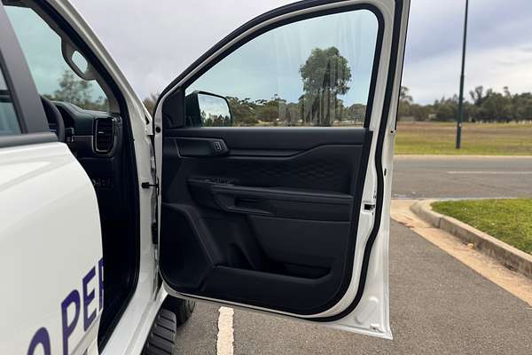 2025 Ford Everest Ambiente 2.0L