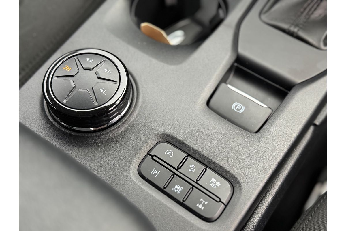2025 Ford Everest Ambiente 2.0L