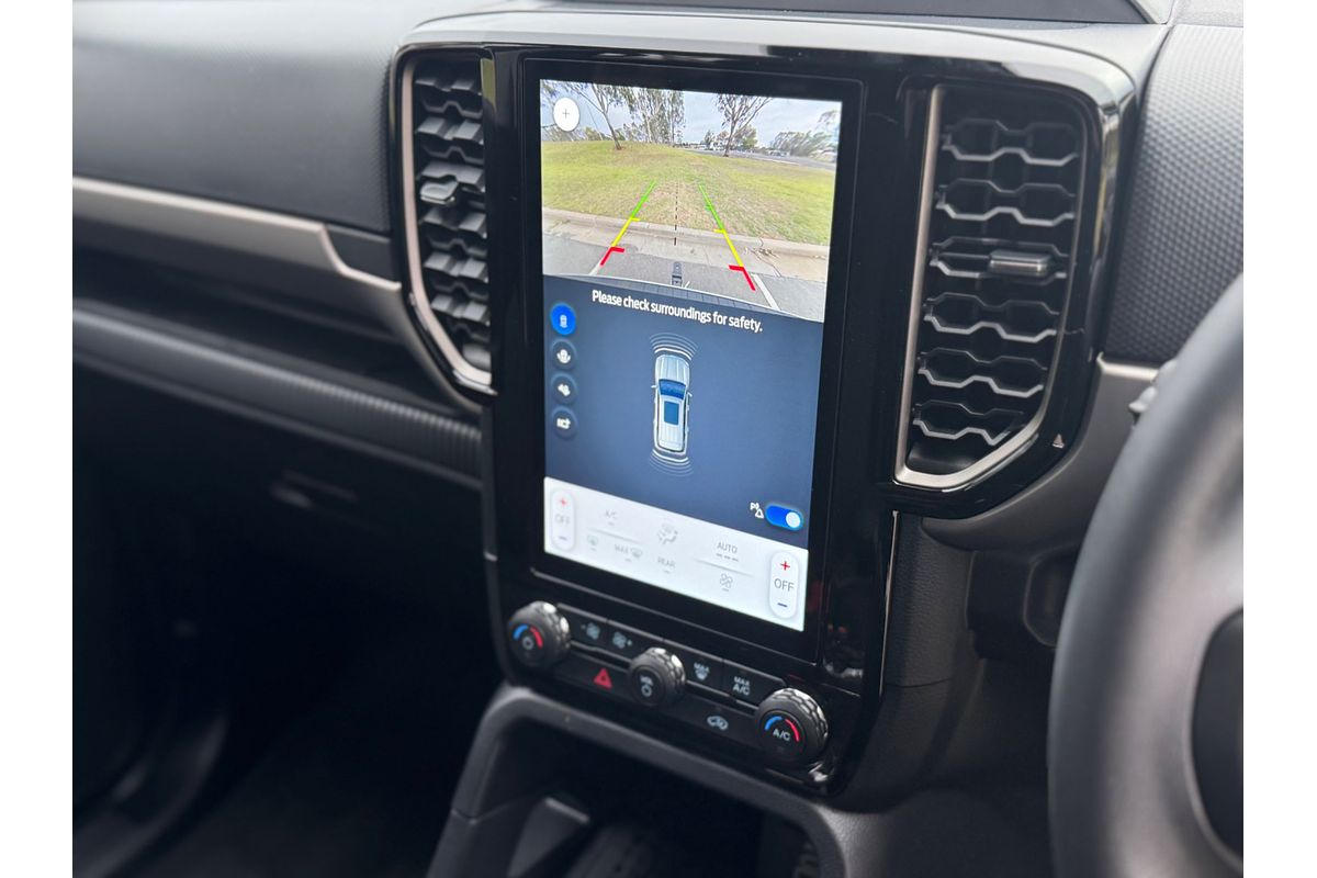2025 Ford Everest Ambiente 2.0L