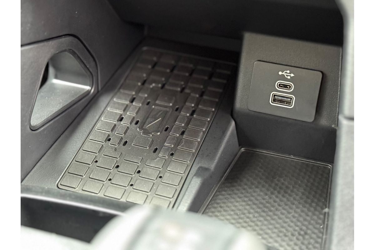 2025 Ford Everest Ambiente 2.0L