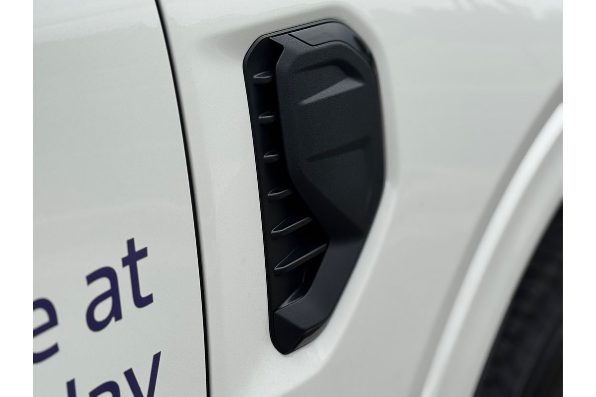 2025 Ford Everest Ambiente 2.0L