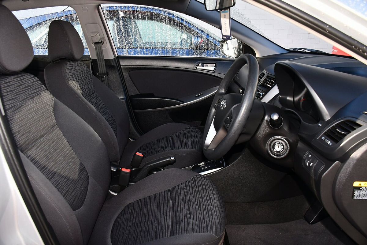 2016 Hyundai Accent Active RB3