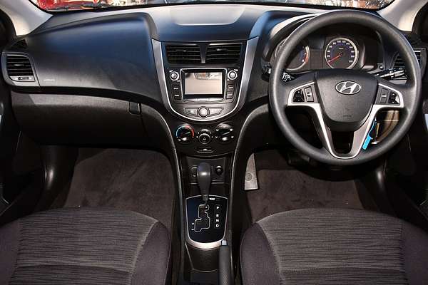 2016 Hyundai Accent Active RB3