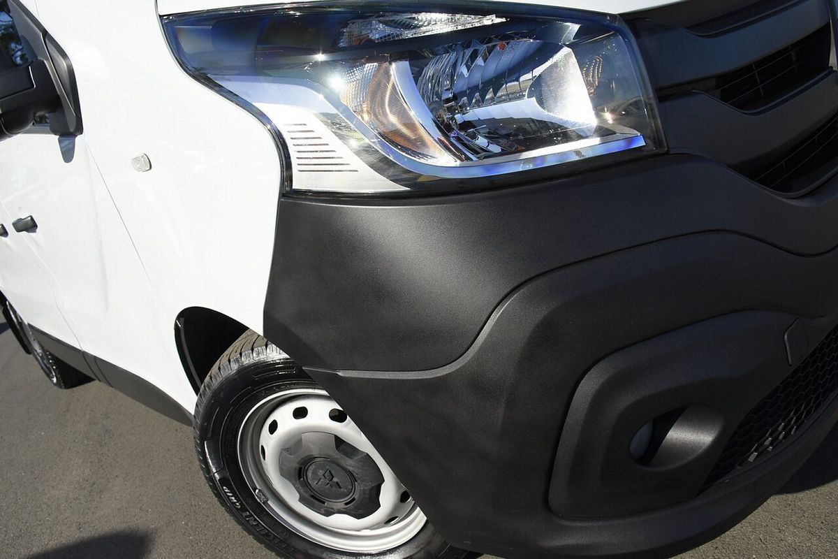 2020 Mitsubishi Express GLX SN SWB