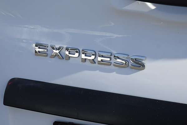 2020 Mitsubishi Express GLX SN SWB