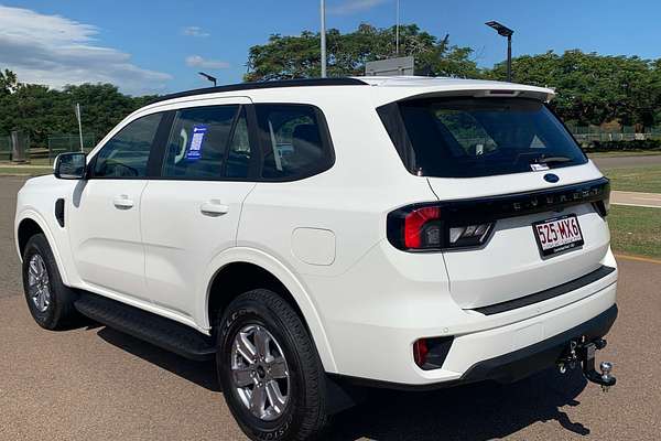 2025 Ford Everest Ambiente  2.0L