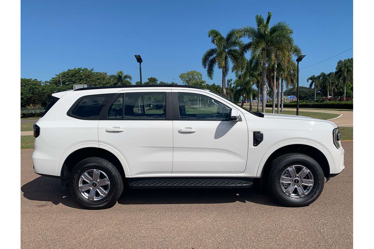 2025 Ford Everest Ambiente  2.0L