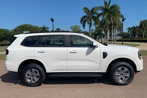 2025 Ford Everest Ambiente  2.0L