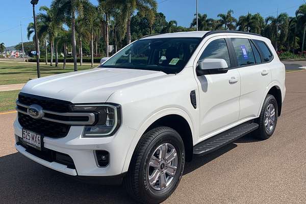2025 Ford Everest Ambiente  2.0L