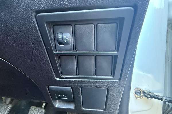 2022 Toyota Hilux Workmate TGN121R Rear Wheel Drive