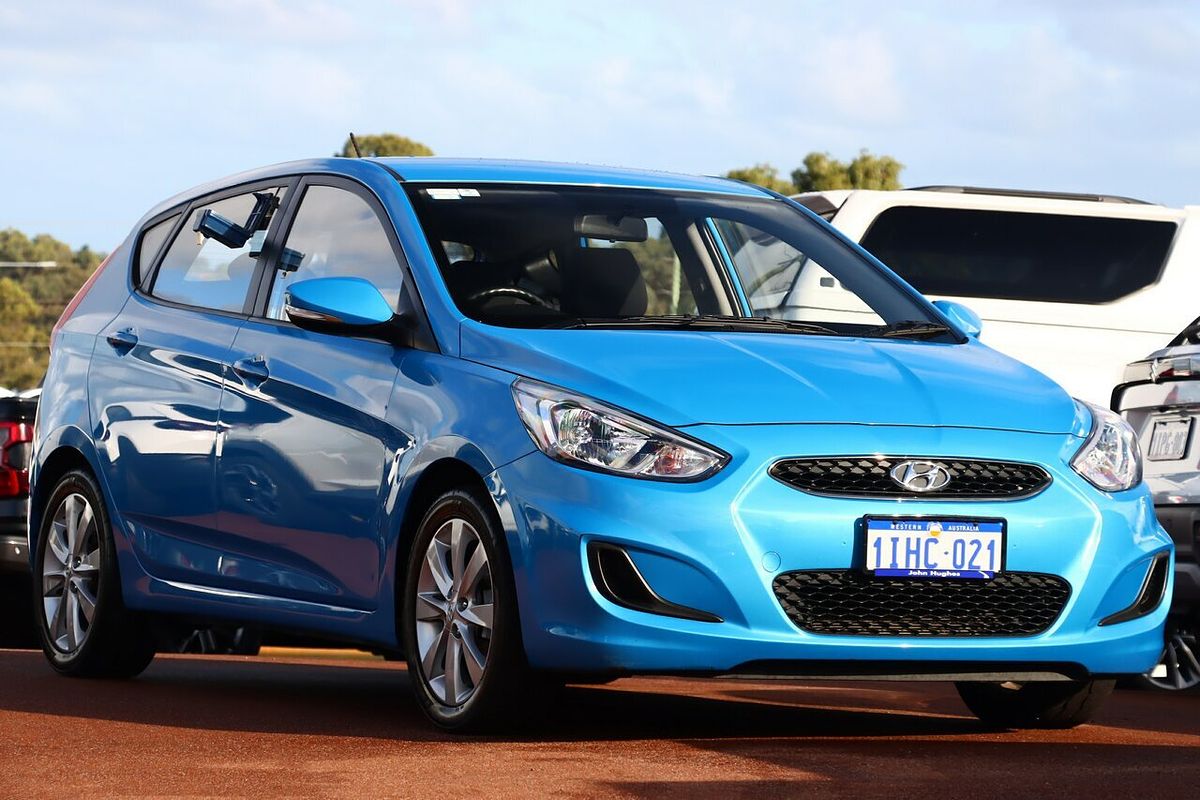 2019 Hyundai Accent Sport RB6