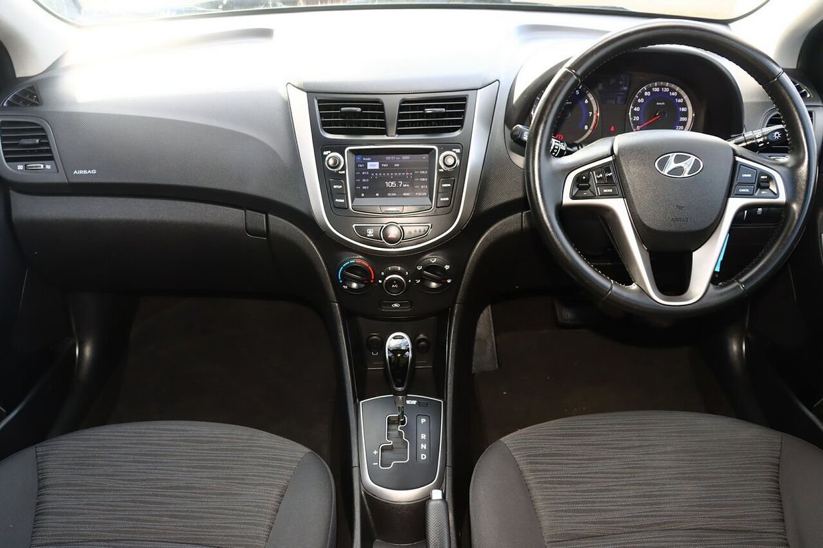 2019 Hyundai Accent Sport RB6