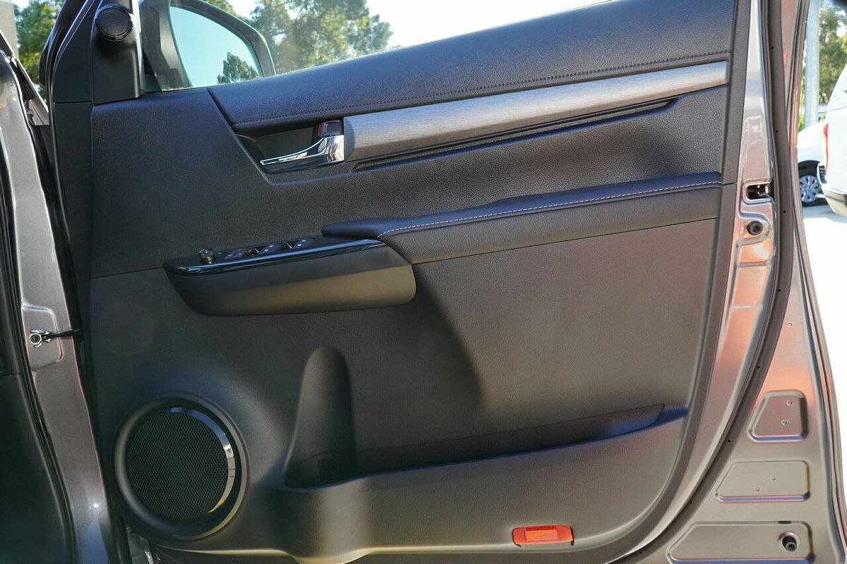 2024 Toyota Hilux Rogue 48V GUN126R 4X4