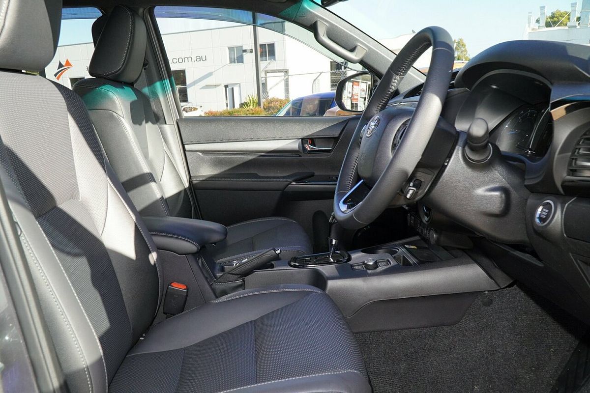 2024 Toyota Hilux Rogue 48V GUN126R 4X4
