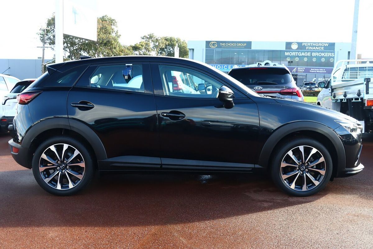 2021 Mazda CX-3 Akari DK
