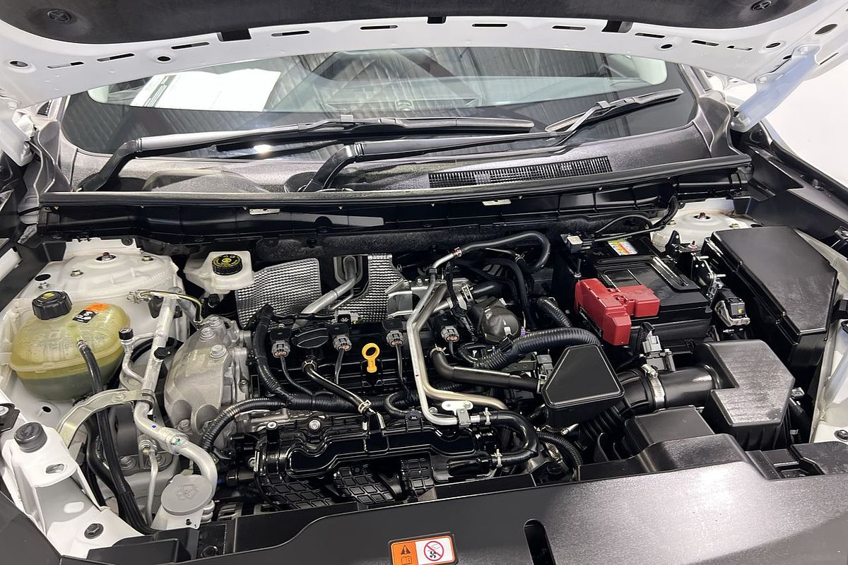 2023 Mitsubishi Outlander ES ZM