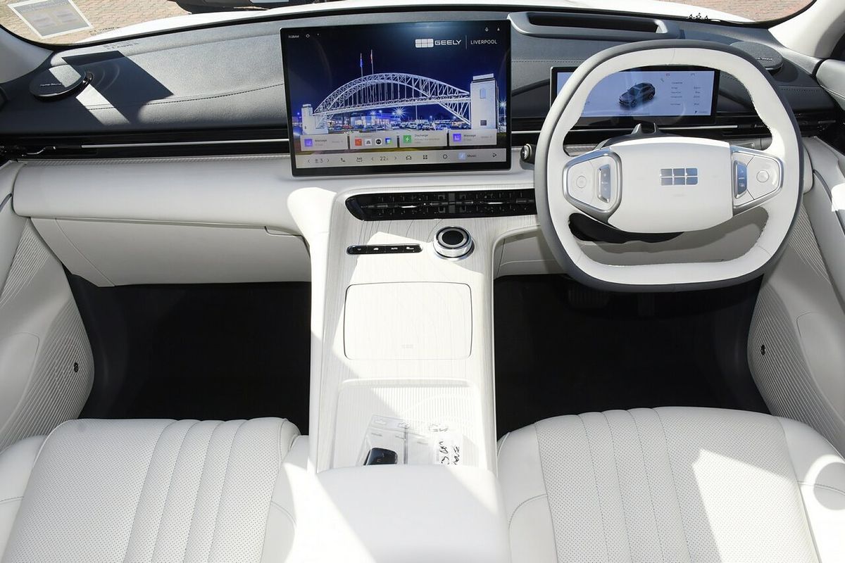 2025 Geely EX5 Inspire E245