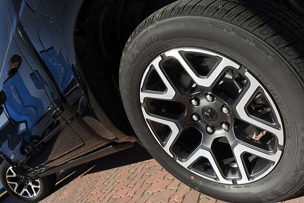 2025 RAM 1500 Laramie Sport Hurricane SO RamBox DT 4X4 SWB