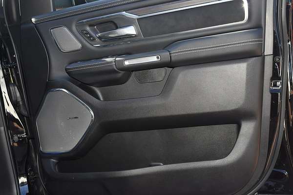 2025 RAM 1500 Laramie Sport Hurricane SO RamBox DT 4X4 SWB