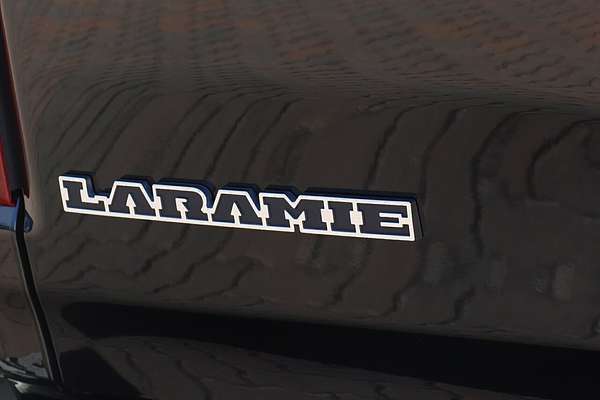 2025 RAM 1500 Laramie Sport Hurricane SO RamBox DT 4X4 SWB