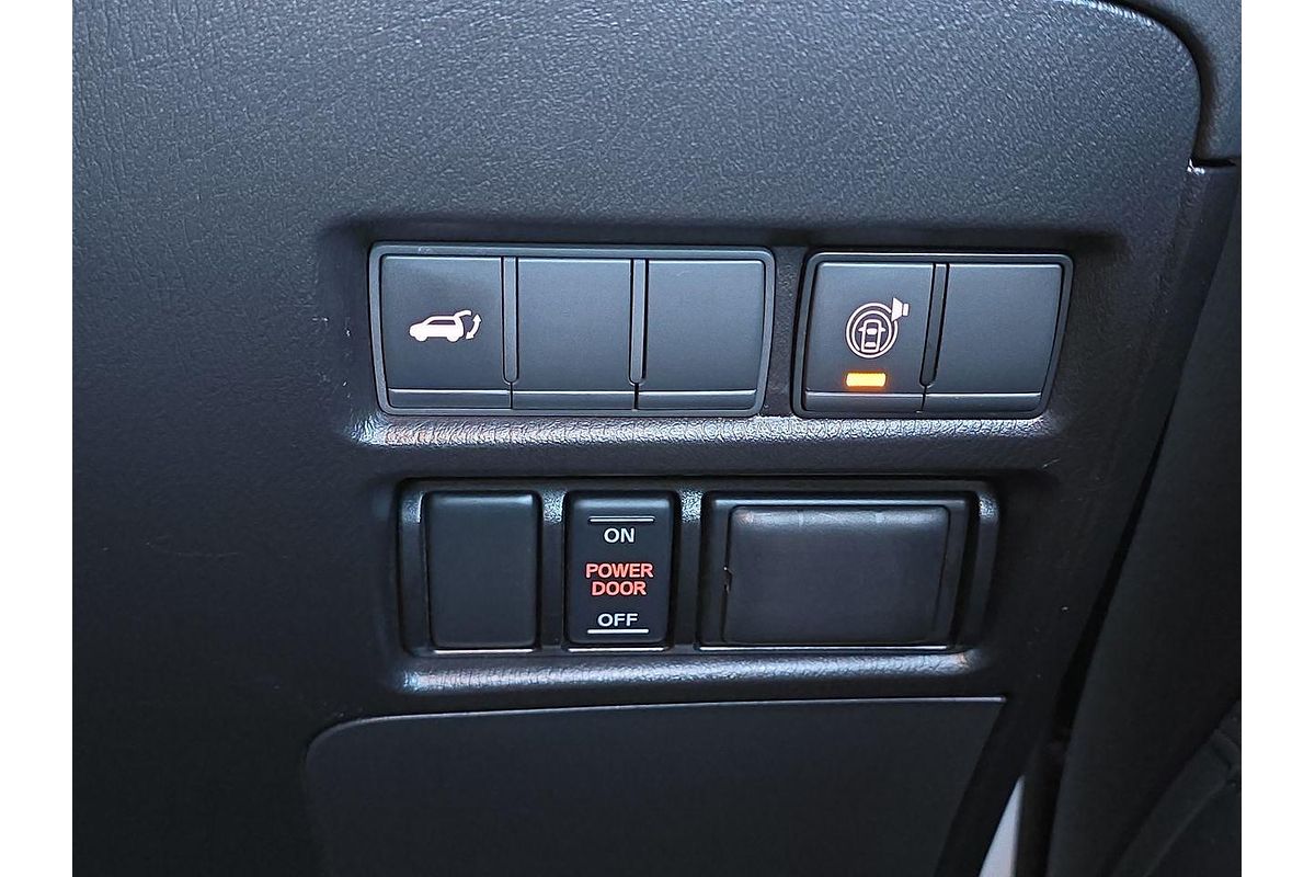 2022 Nissan Patrol Ti-L Y62
