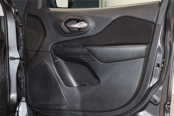 2016 Jeep Cherokee Longitude KL