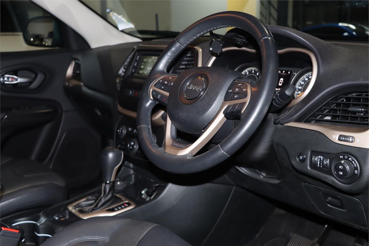 2016 Jeep Cherokee Longitude KL