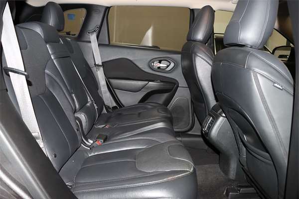 2016 Jeep Cherokee Longitude KL